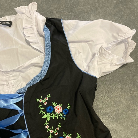 NWTS Scarlet Darkness Costume - Picture 8 of 15